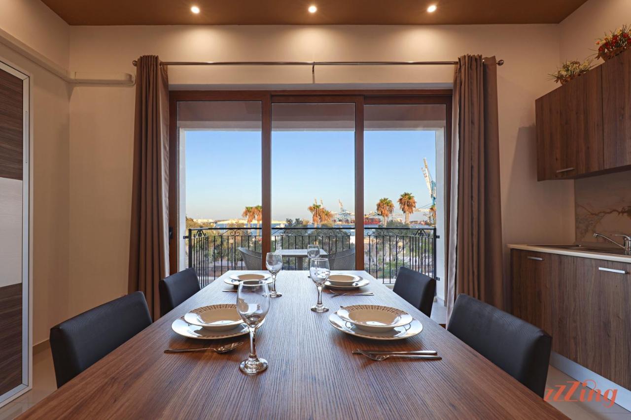 Gem Beachfront Apt With Amazing Bay And Sea Views Birżebbuġa المظهر الخارجي الصورة