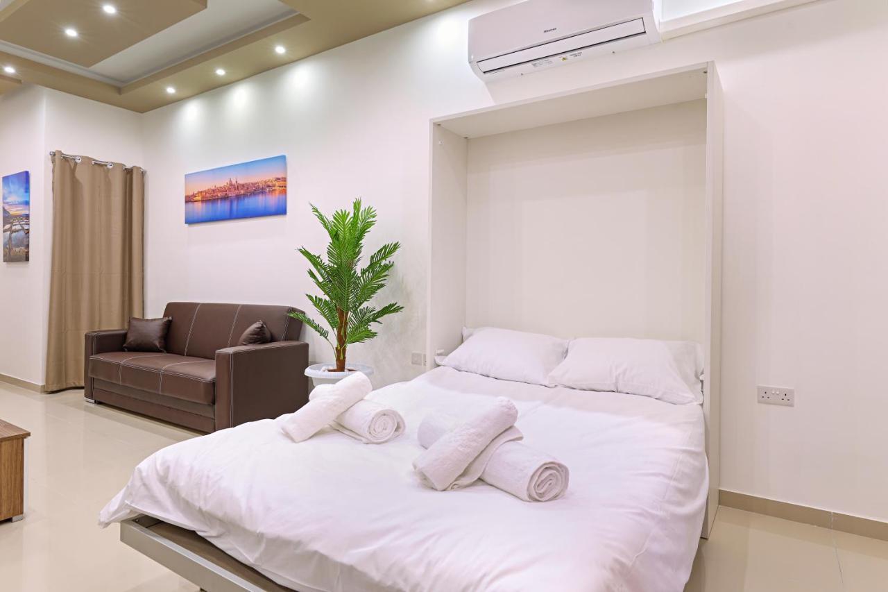 Gem Beachfront Apt With Amazing Bay And Sea Views Birżebbuġa المظهر الخارجي الصورة